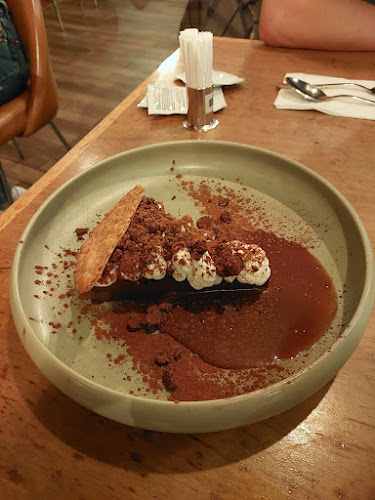 גויה תל אביב כשר