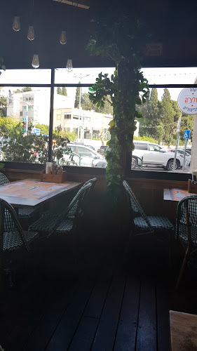 Opinii despre קניבר בורגר מוריה în חיפה - הסעדה
