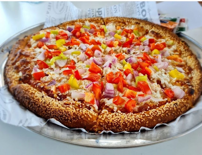 סוד הפיצה קרית אתא - הסעדה