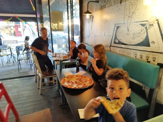 ארל'ה פיצה & בר - תל אביב-יפו