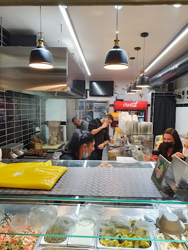 פלאפל הרצל - הסעדה