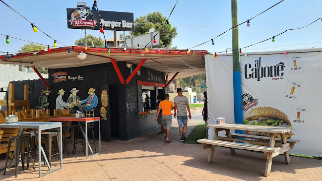 אלקפונה בורגר באר שבע Al Capone Burger - הסעדה