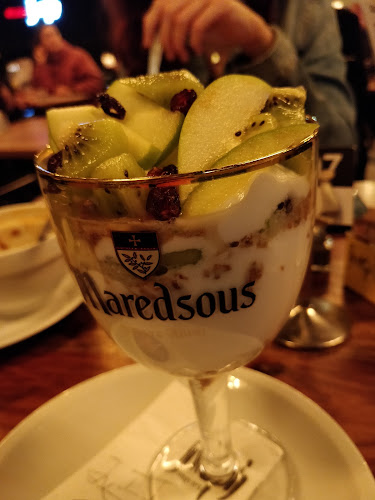 נוקטורנו - הסעדה