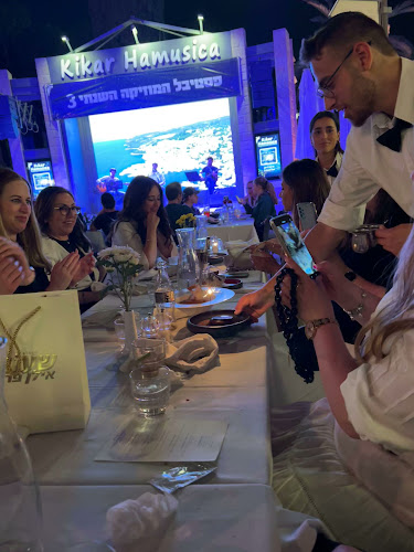 Comentarii opinii despre כינור בכיכר Kinor Bakikar