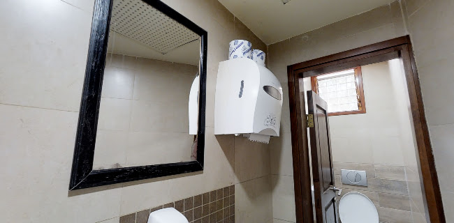 מאמה מיה - הסעדה