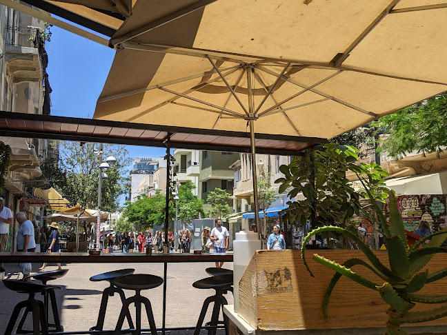 פעמיים קפה - הסעדה