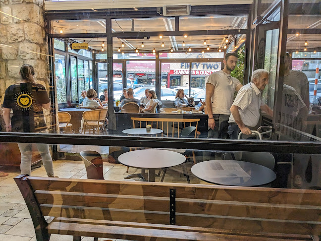 מנדרין צפרירים - הסעדה