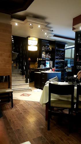 The Bread And Fish - הסעדה