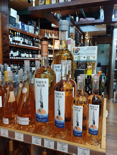 תחנת דלק פז, דרך אלוף שדה 15, גבעתיים