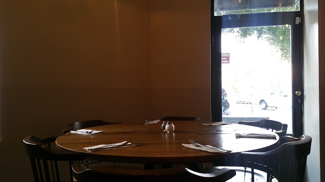 מנזה Menza - הסעדה