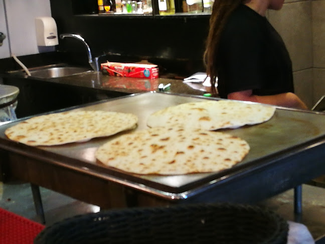 מוטה טורטיה בר - הסעדה