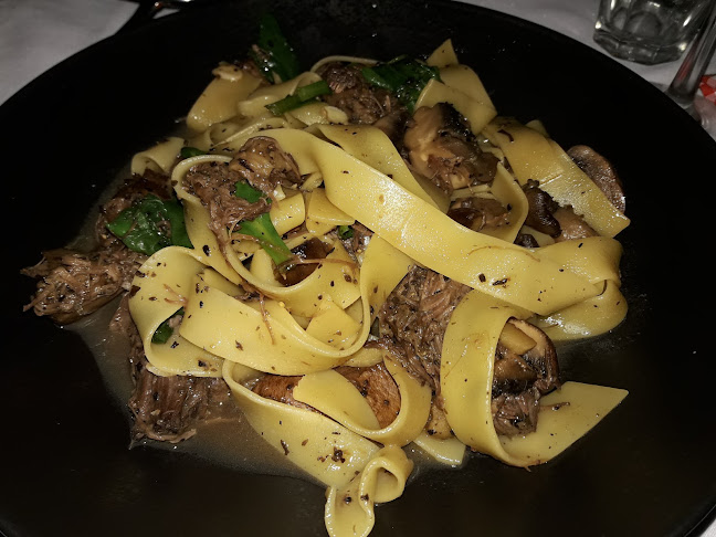 ג'ויה - הסעדה