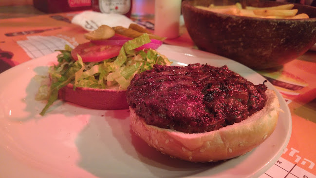 קניבר בורגר מוריה - הסעדה