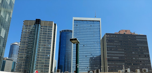 מעיין החומוס - חומוסיה ברמת גן - הסעדה