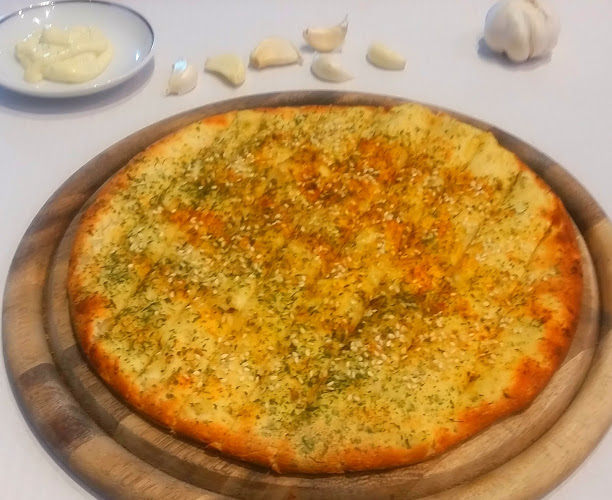 אקסטרה צ'יז פיצה ארמון הנציב ארנונה ירושלים