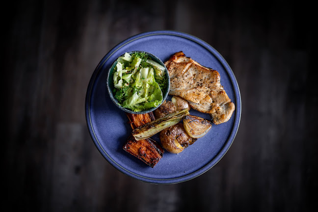 מסעדה אסייתית - סורה סושי לאונג'✔️אוכל אסייתי✔️סושי - הסעדה