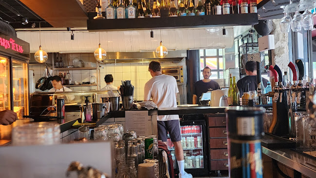 Paris, Texas, Givatayim פריז טקסס גבעתיים - הסעדה