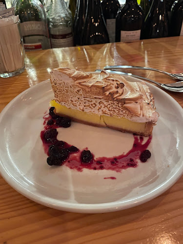 Opinii despre וניה ביסטרו în חיפה - הסעדה