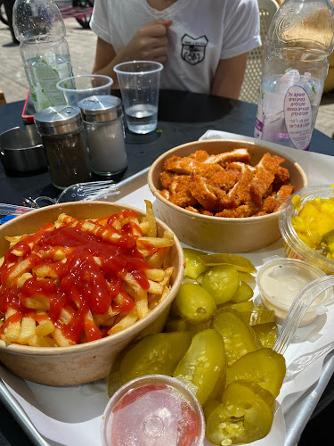 חלה אזור - הסעדה