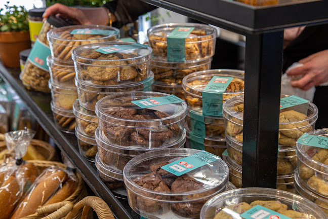 בית פנורמה, דרך בן צבי 84, תל אביב-יפו, 6810431