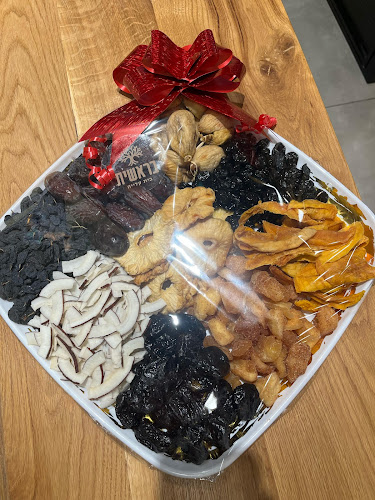 Comentarii opinii despre קליית בראשית