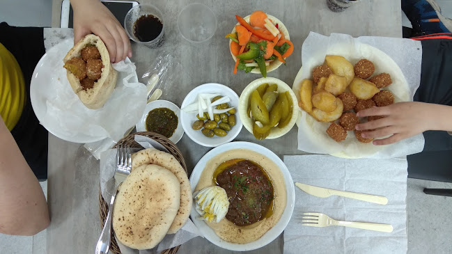 הפלאפל של שרון - הסעדה