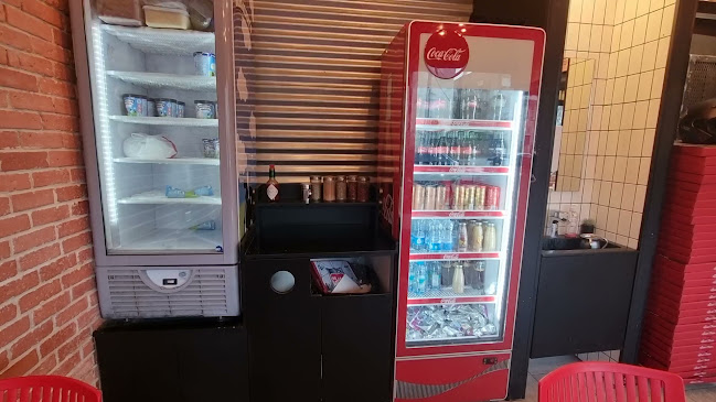 ביג אפל פיצה - הסעדה