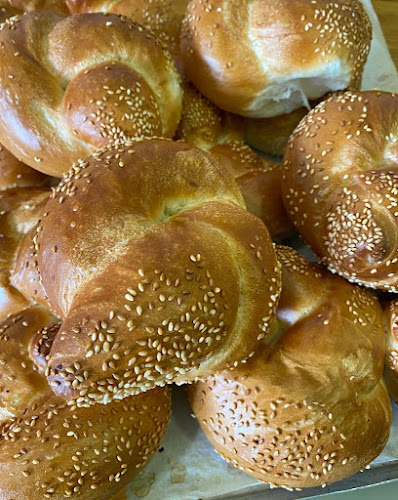 מאפיית נחמה