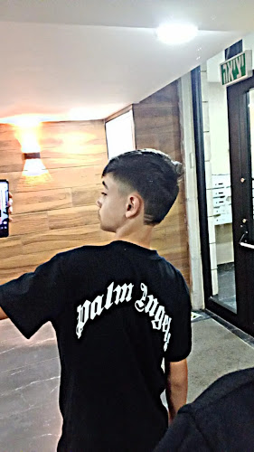 פלאפל השוק אלעג'ו - הסעדה