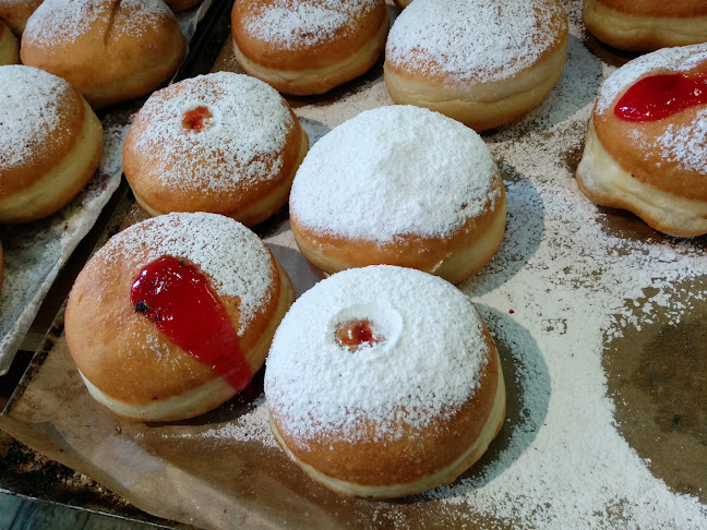 בן ציון גליס פינת, משה שוולב 30, פתח תקווה