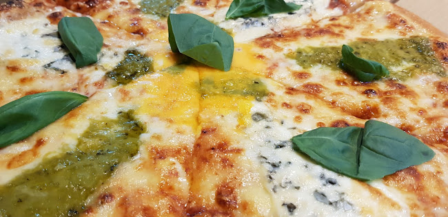 פפרוני פיצה - אילת