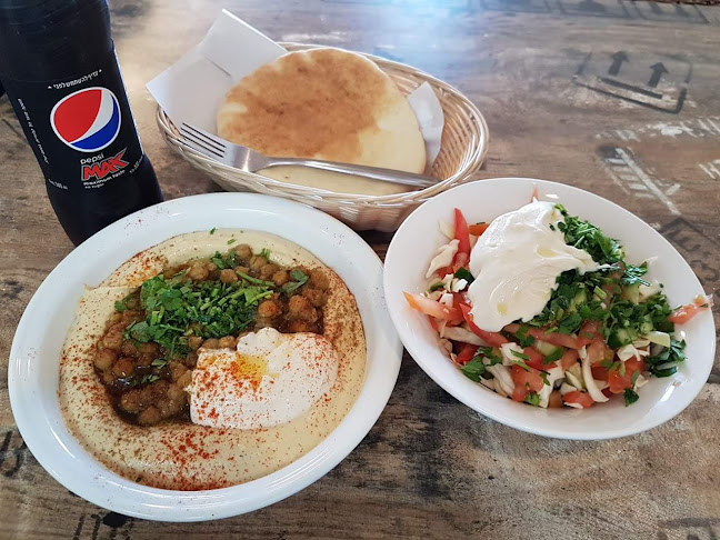 חומוס רפאל - הסעדה