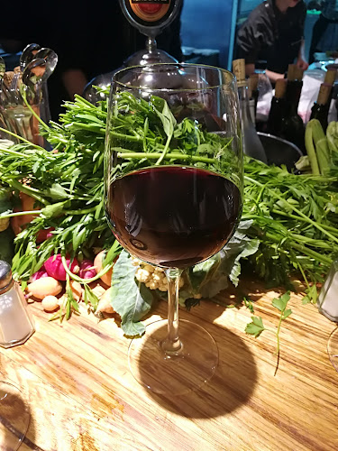 Opinii despre חוות צוק în תל אביב-יפו - הסעדה