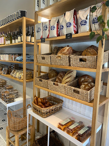 Baker הוד השרון - הסעדה