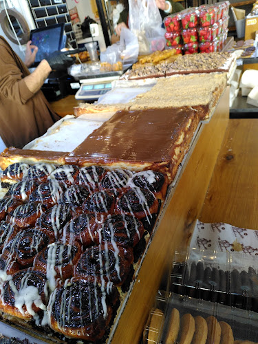 מאפית בייקרס - הסעדה