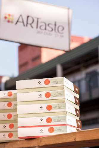 ארטייסט מגשי אירוח