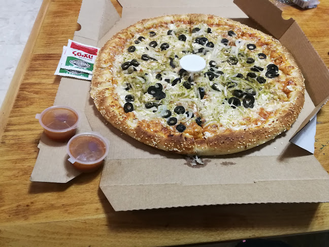 פיצה מאנצ נשר - הסעדה