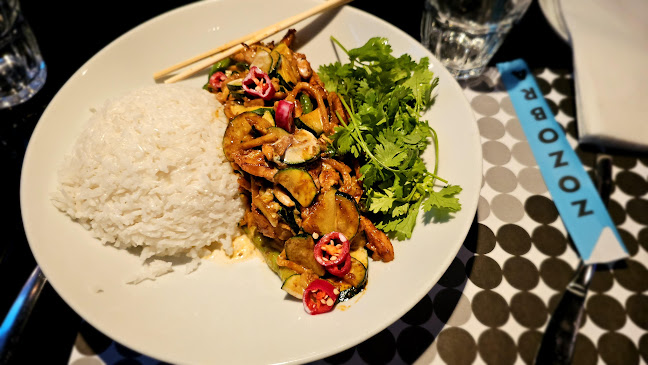 G, ויצמן 207, כפר סבא