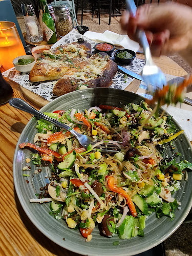 Mucha - בני ברק