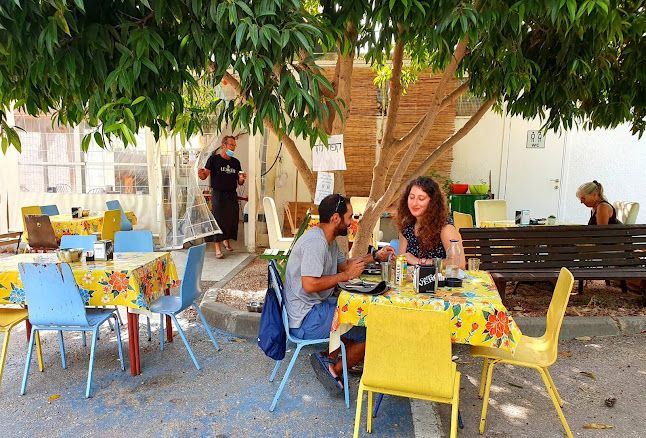 cafe lekker בית קפה - הסעדה