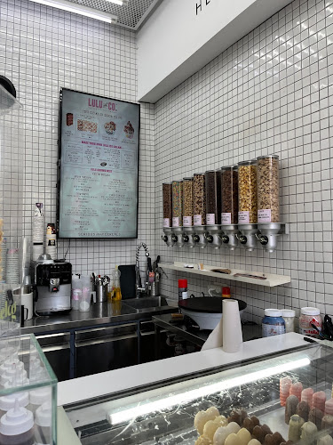 לולו אנד קו. - תל אביב-יפו