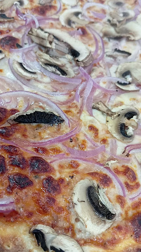 Opinii despre בובה של פיצה רעננה în רעננה - הסעדה