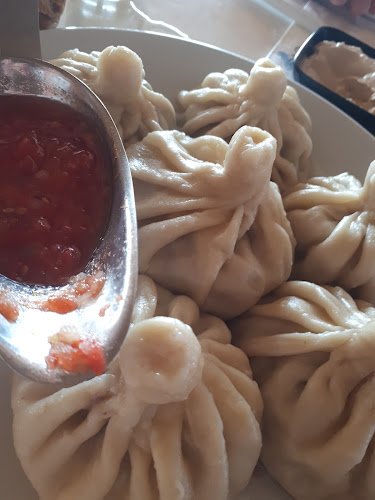 טריו - הסעדה