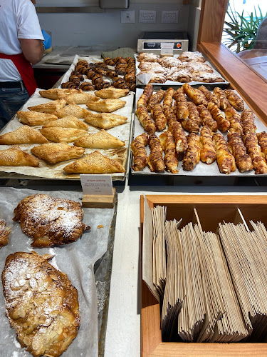 Opinii despre מאפיית לחמים - דיזנגוף în תל אביב-יפו - הסעדה
