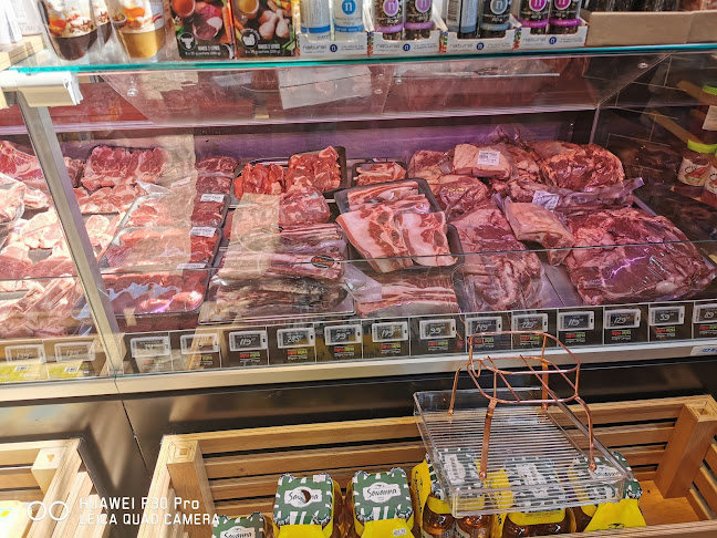 גוטה גוטה קצבייה ירקנייה - הסעדה