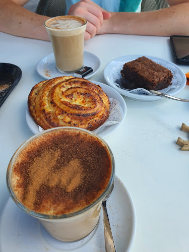 Opinii despre ארומה în קרית אתא - הסעדה