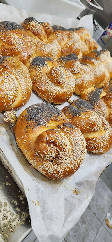 פריך פטיסרי שמדבר עברית