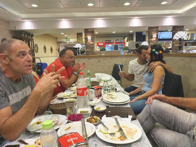 קניאל בשרים - הסעדה