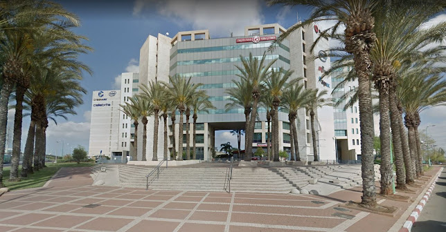 בלאק קפה - הסעדה