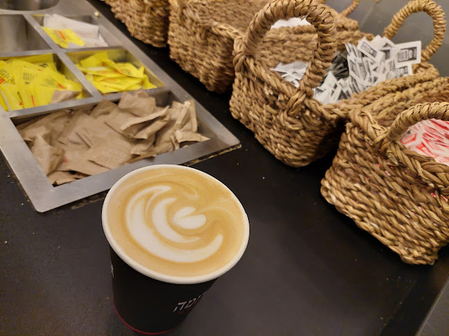 Comentarii opinii despre Aroma Espresso Bar ארומה אספרסו בר